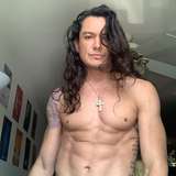 theomarveluz from onlyfans